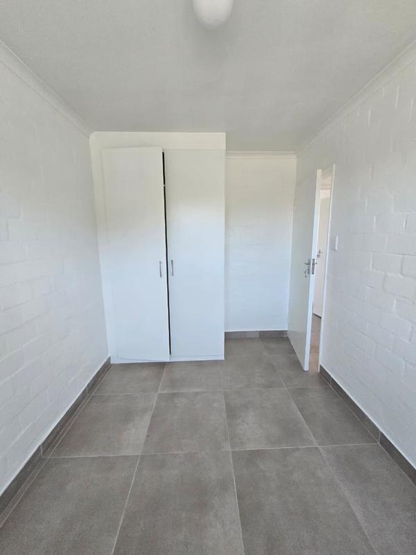 To Let 2 Bedroom Property for Rent in Thornton Western Cape